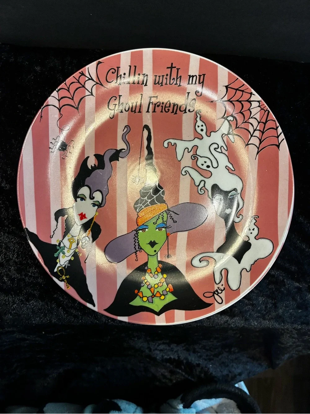Chillin with My Ghoul Friends Decorative Party Plate - Pink